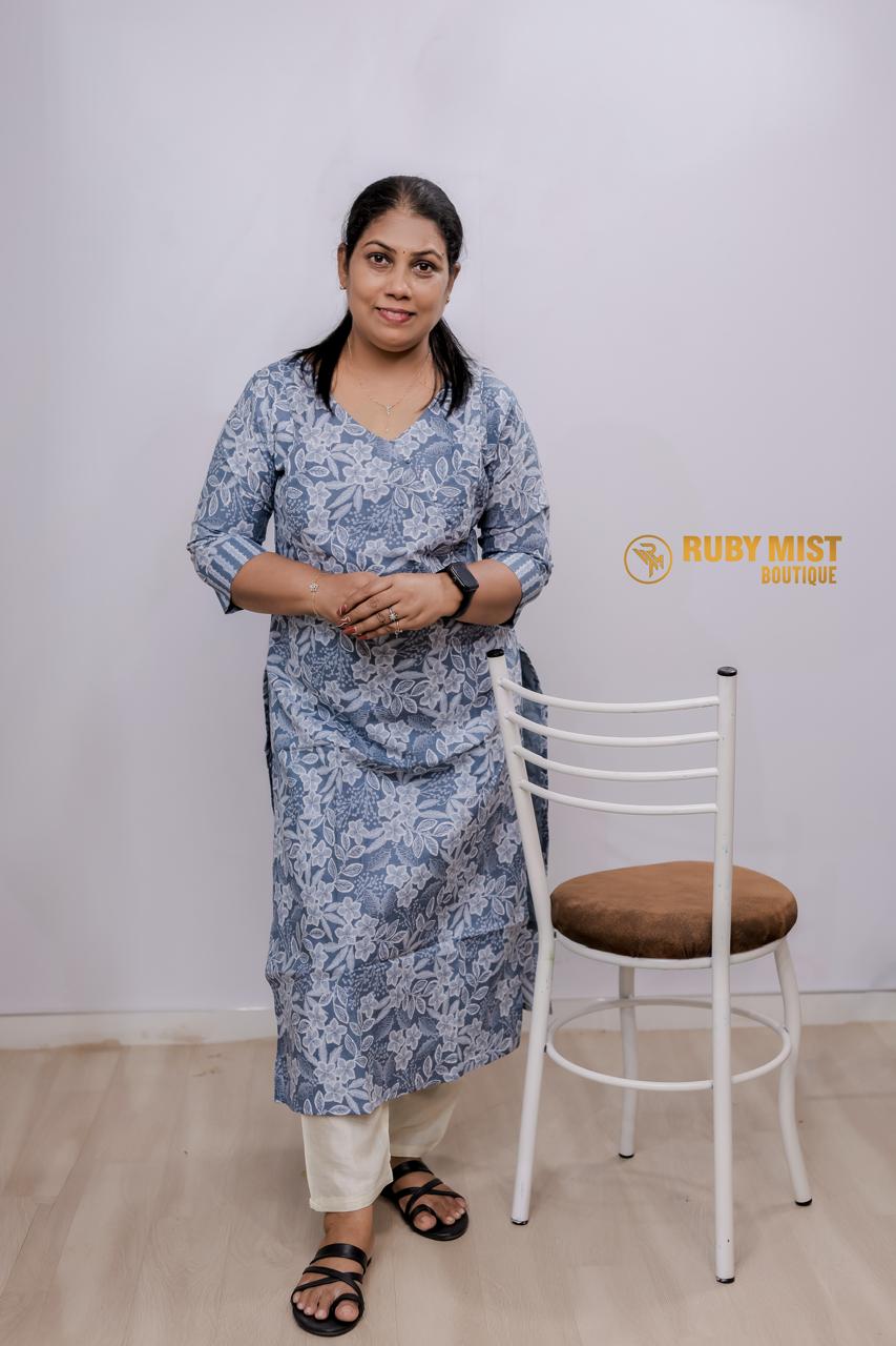 Floral Printed Cotton Kurti - Image 3