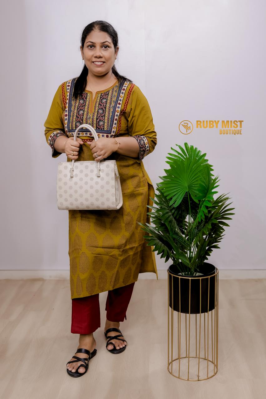 Hidden Block Painted Daily Wear Cotton Kurti - Image 5